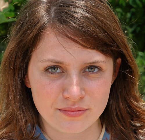 Sarah Mitchell's avatar